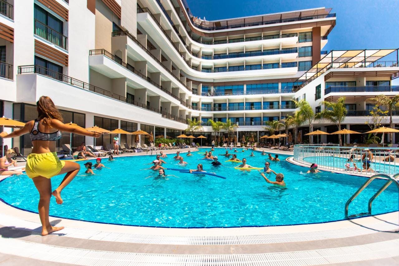Nepriekaištingos atostogos naujame ir stilingame suaugusiųjų Alexia Resort & Spa Hotel 5* viešbutyje